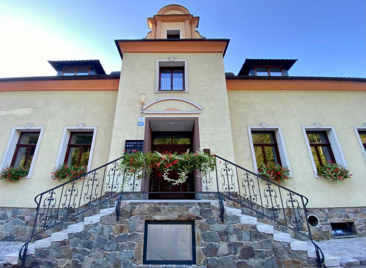 Penzion U Muflona Sternberk Exterior foto